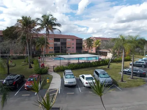 701 SW 141st Avenue Pembroke Pines FL 33027