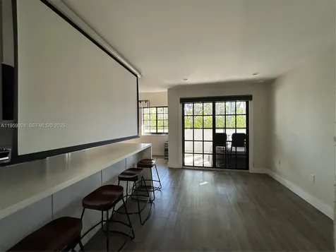 3538 SW 17th Street Miami FL 33145