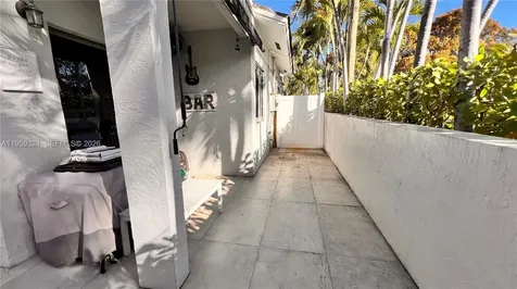 3538 SW 17th Street Miami FL 33145