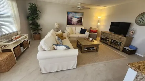 4072 Ventnor P Deerfield Beach FL 33442