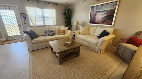 4072 Ventnor P Deerfield Beach FL 33442