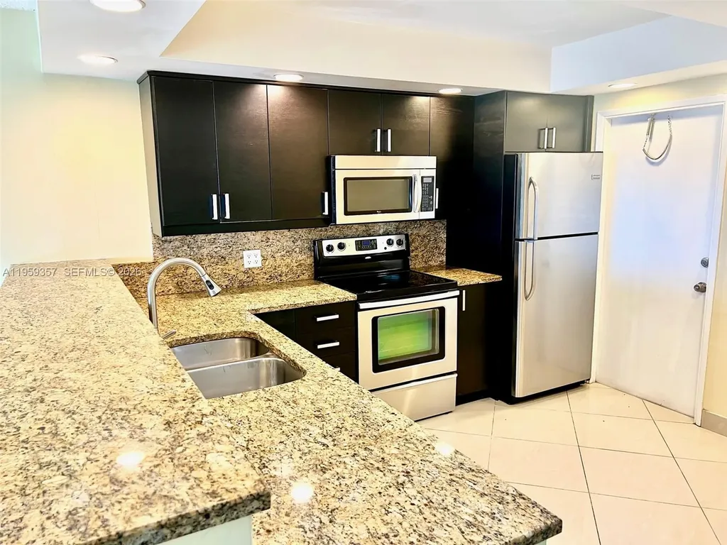 2940 N Course Drive Pompano Beach FL 33069