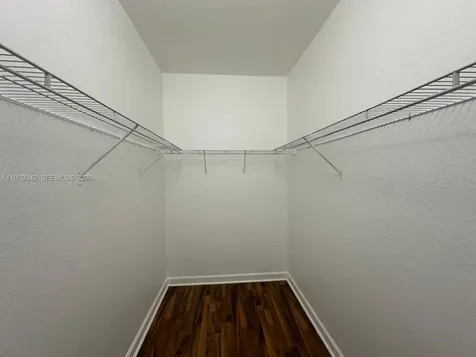 1661 SE 29th Court Homestead FL 33035