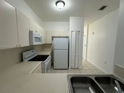 1661 SE 29th Court Homestead FL 33035