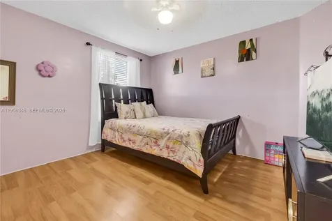 20709 NW 1st Street Pembroke Pines FL 33029
