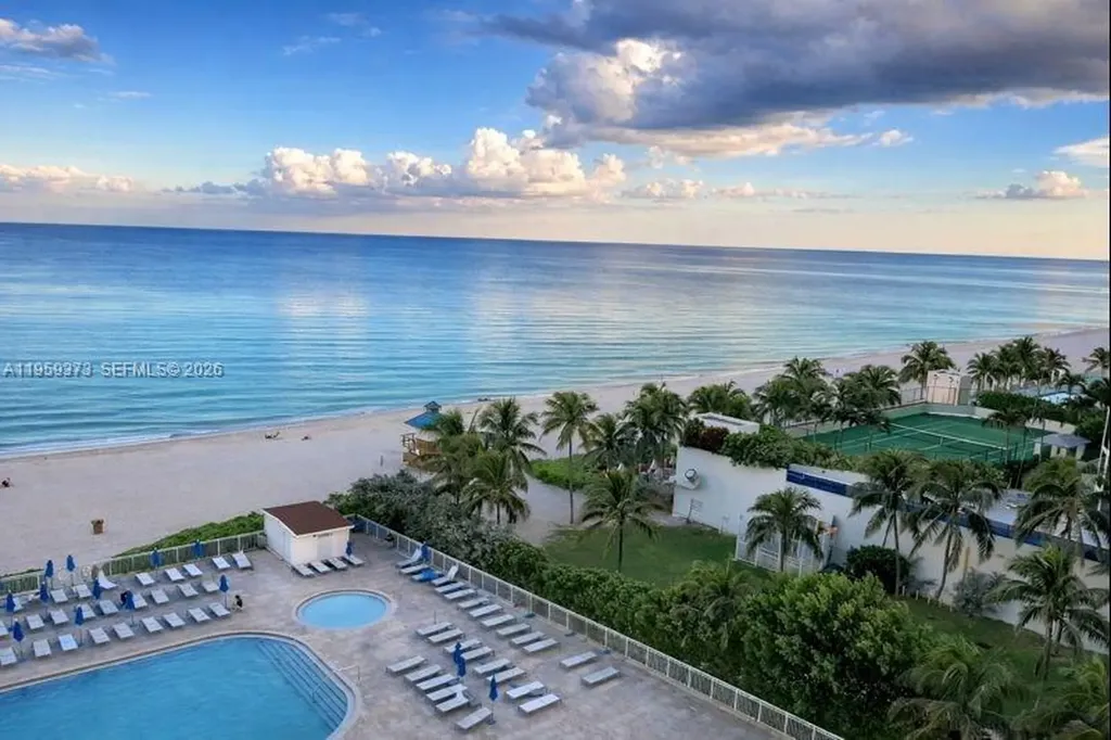 19201 Collins Avenue Sunny Isles Beach FL 33160