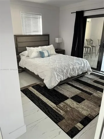 39 SE 7th Street Dania Beach FL 33004