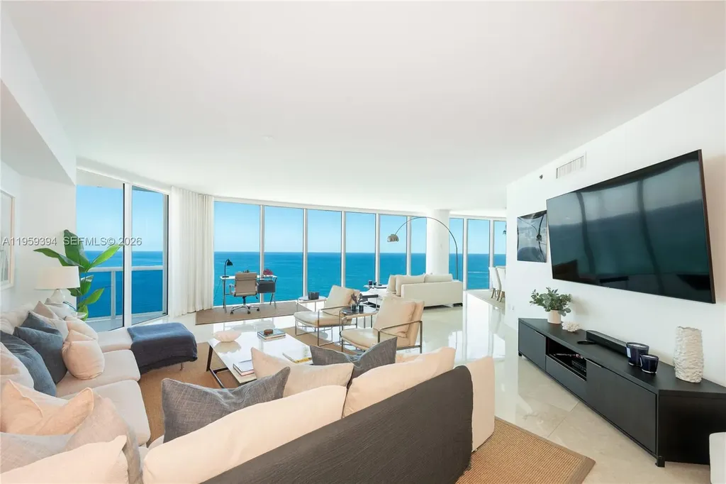 2711 S Ocean Drive Hollywood FL 33019