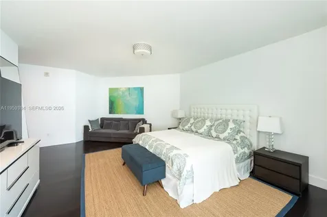 2711 S Ocean Drive Hollywood FL 33019