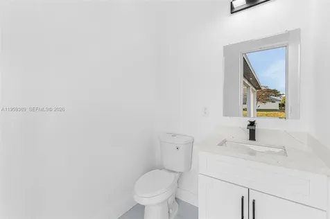 1523 NE 19 Avenue Cape Coral FL 33909