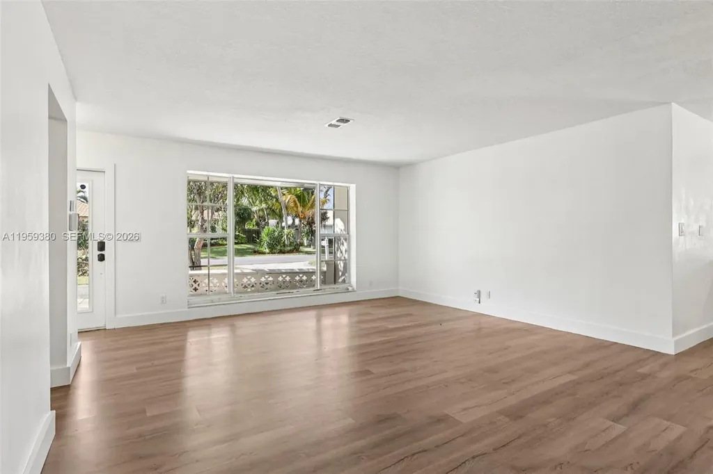 2720 NE 25th Terrace Boca Raton FL 33431