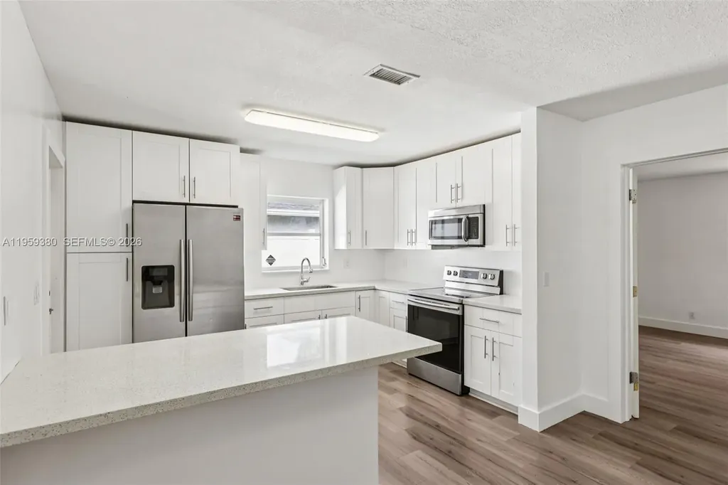 2720 NE 25th Terrace Boca Raton FL 33431