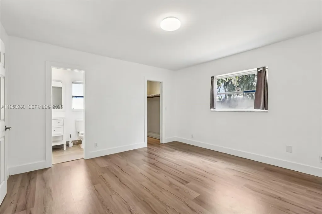 2720 NE 25th Terrace Boca Raton FL 33431