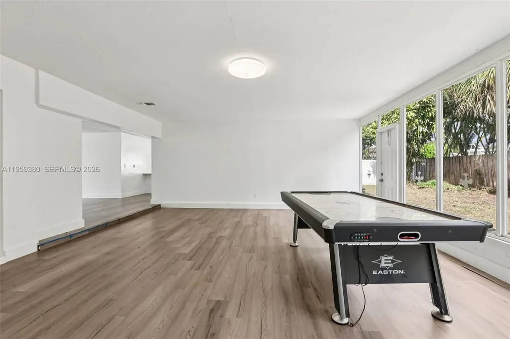 2720 NE 25th Terrace Boca Raton FL 33431