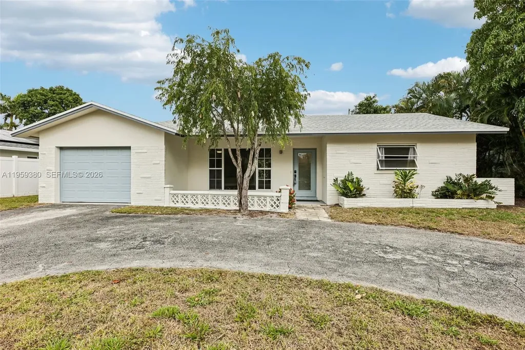 2720 NE 25th Terrace Boca Raton FL 33431