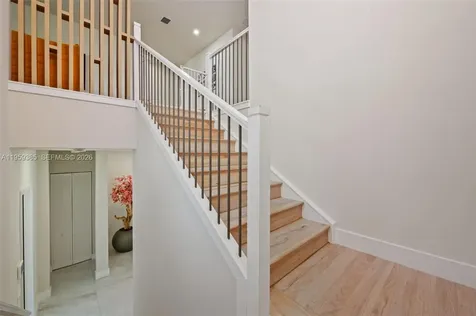 8118 NW 46th Terrace Doral FL 33166