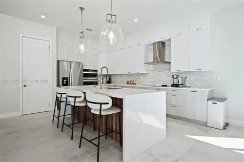 8118 NW 46th Terrace Doral FL 33166