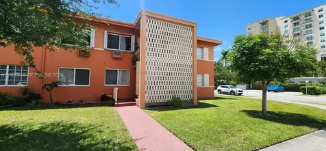3670 SW 10th Street Miami FL 33135