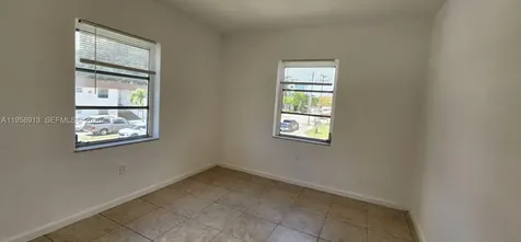 3670 SW 10th Street Miami FL 33135
