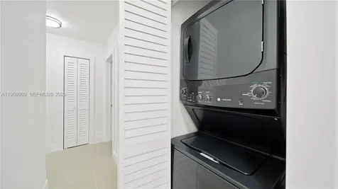 8614 SW 102nd Place Miami FL 33173