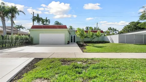 8614 SW 102nd Place Miami FL 33173