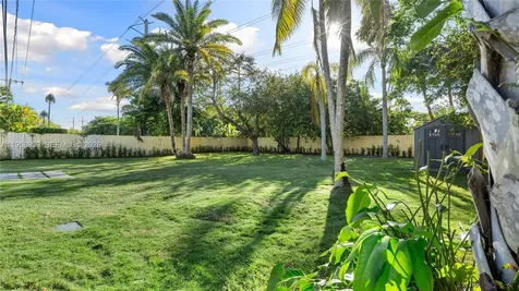 8614 SW 102nd Place Miami FL 33173
