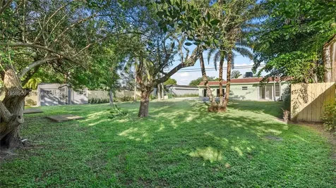 8614 SW 102nd Place Miami FL 33173
