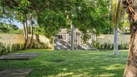8614 SW 102nd Place Miami FL 33173
