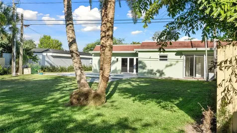 8614 SW 102nd Place Miami FL 33173