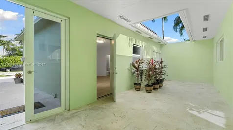 8614 SW 102nd Place Miami FL 33173