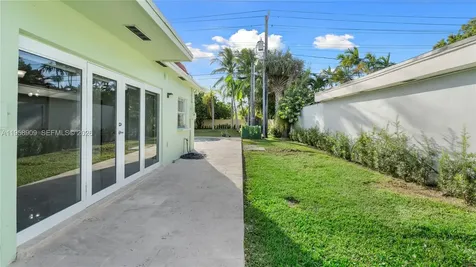 8614 SW 102nd Place Miami FL 33173