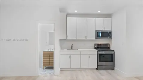 8614 SW 102nd Place Miami FL 33173