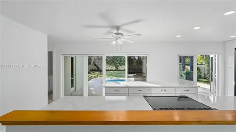 8614 SW 102nd Place Miami FL 33173