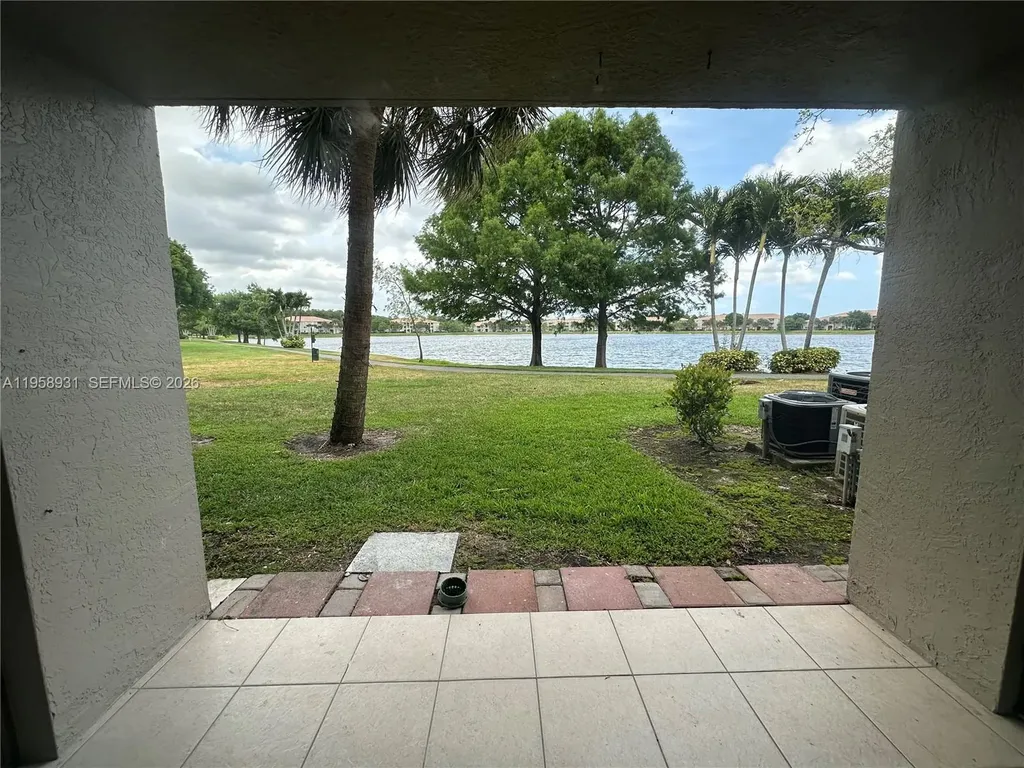 5005 Wiles Road Coconut Creek FL 33073