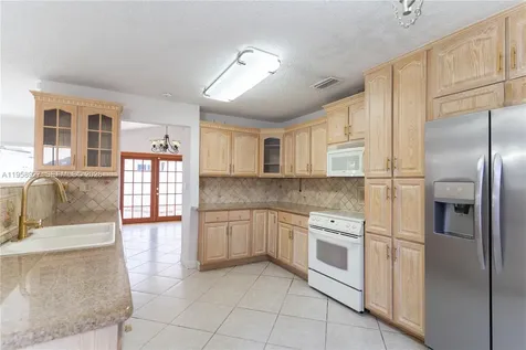933 NW 133rd Court Miami FL 33182