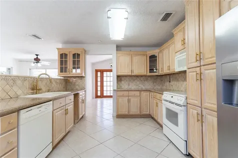 933 NW 133rd Court Miami FL 33182