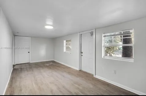 914 NW 80th Street Miami FL 33150