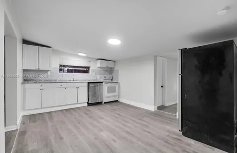 914 NW 80th Street Miami FL 33150