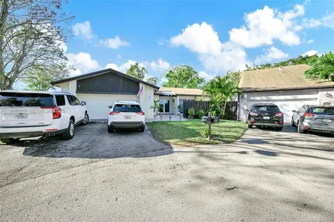 13416 SW 108th Street Circle N Miami FL 33186