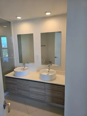 121 NE 34th Street Miami FL 33137