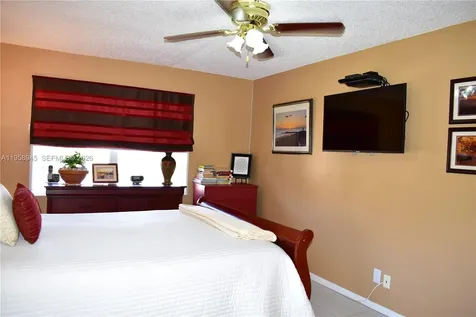 9801 Sunrise Lakes Boulevard Sunrise FL 33322
