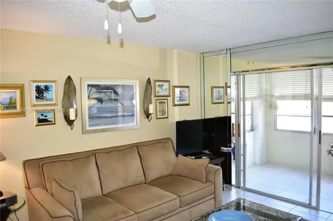 9801 Sunrise Lakes Boulevard Sunrise FL 33322