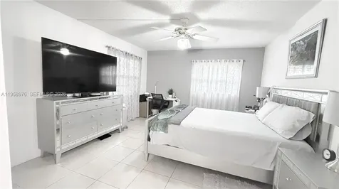 1200 SW 130th Avenue Pembroke Pines FL 33027