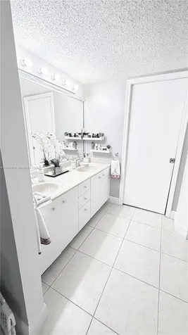 1200 SW 130th Avenue Pembroke Pines FL 33027
