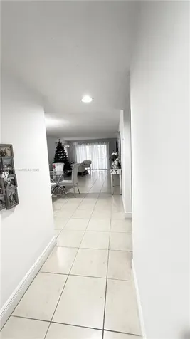 1200 SW 130th Avenue Pembroke Pines FL 33027