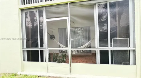 1200 SW 130th Avenue Pembroke Pines FL 33027