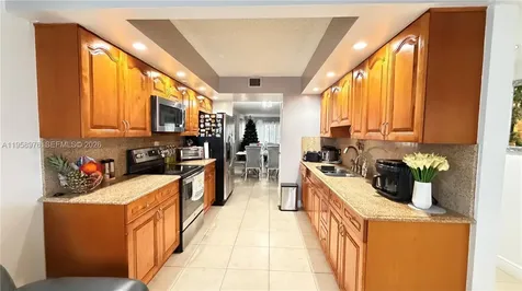 1200 SW 130th Avenue Pembroke Pines FL 33027