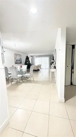1200 SW 130th Avenue Pembroke Pines FL 33027