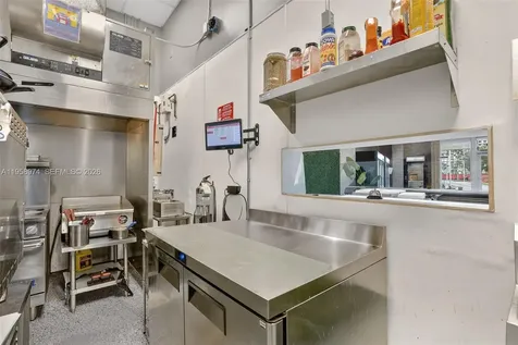 Downtown Miami Cafe For Sale Miami FL 33130