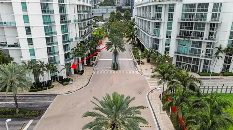 Downtown Miami Cafe For Sale Miami FL 33130